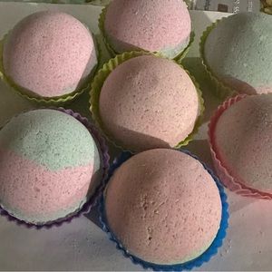 Lavender and rose bath bomb